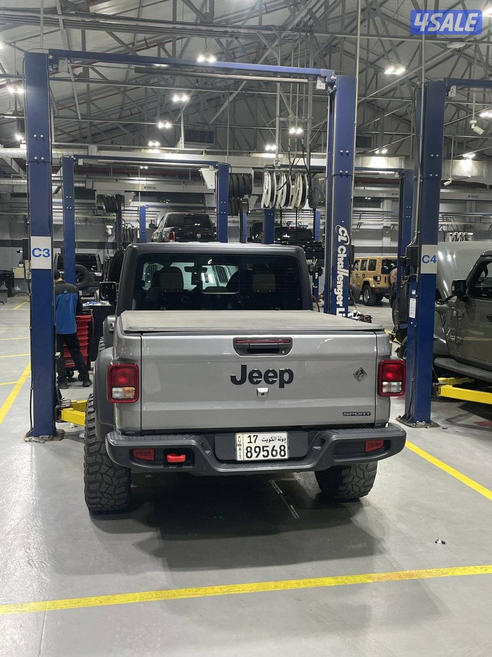 جيب  جلاديتور مويل ٢٠٢٠ ماشي ١٠٣ ألف سيرفس منتظم بالوكالة ٢٠٢٥/١١/٢٣2