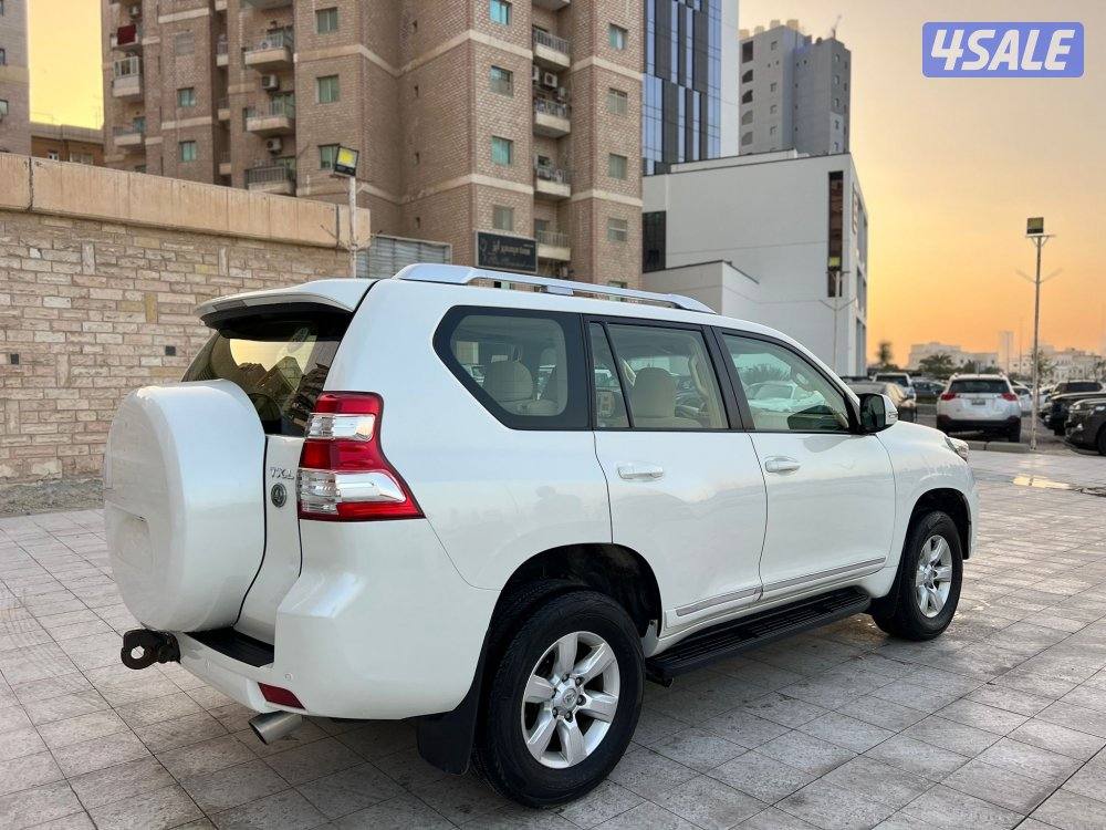 برادو 2015 TX.L ماشي 160 الف بحالة الوكاله كامل المواصفات شرط الفحص5