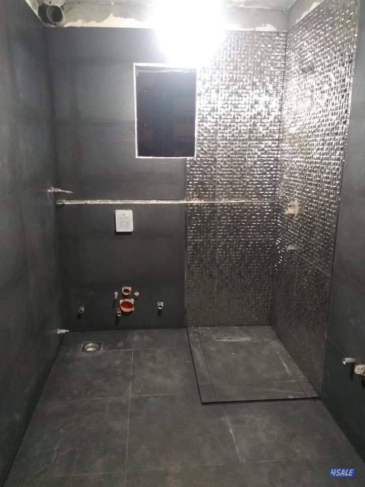 معلم  سراميك معلم بورسلان تركيب حمامات تركيب مطابخ تكسير او تركيب فوق3