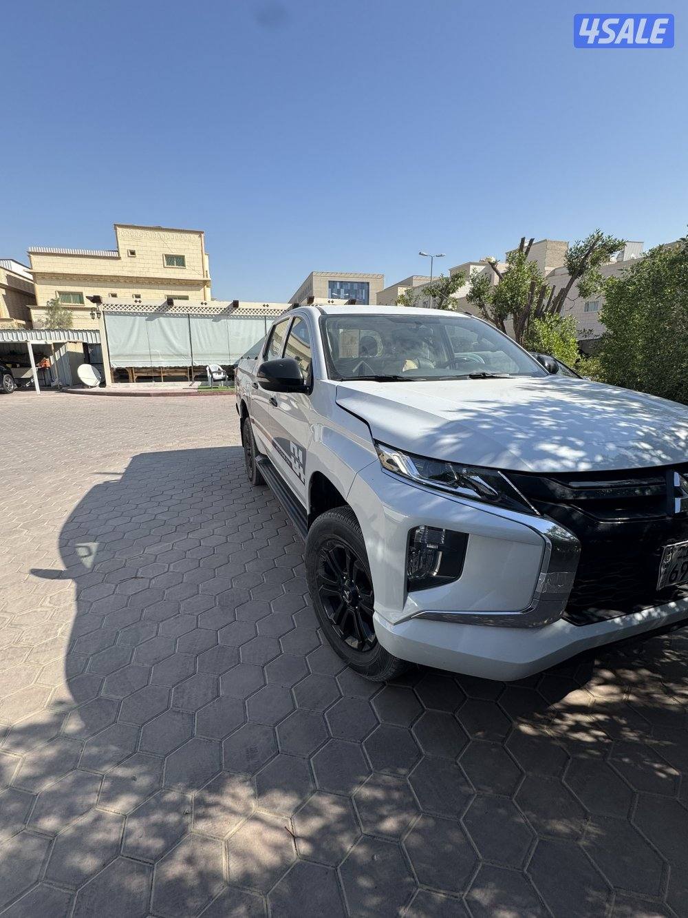 وانيت ميتسوبيشي مديل 2023 قير تمتيك رقم التواصل 55511/8990