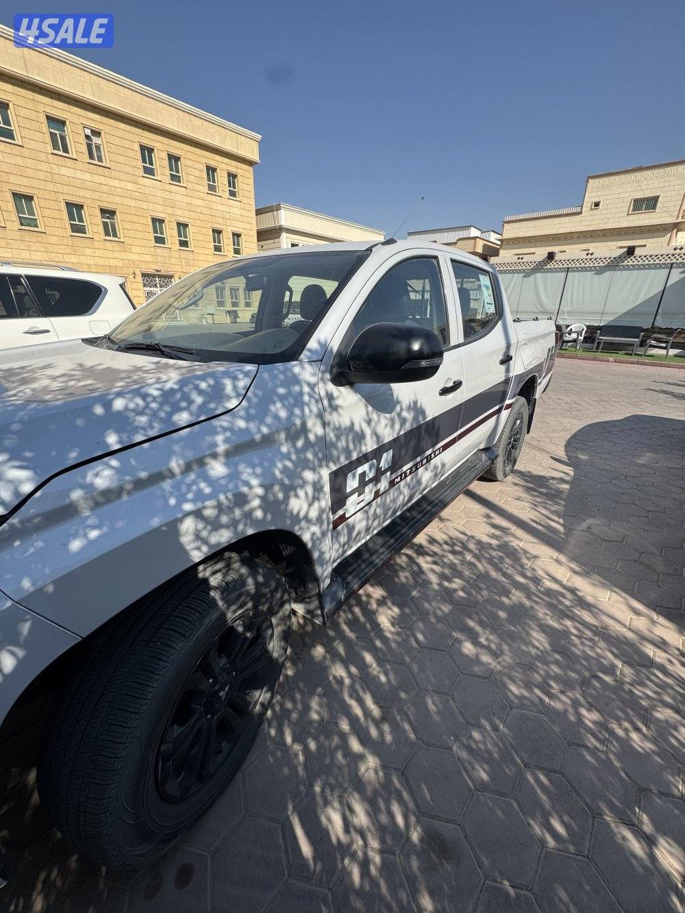 وانيت ميتسوبيشي مديل 2023 قير تمتيك رقم التواصل 55511/8992