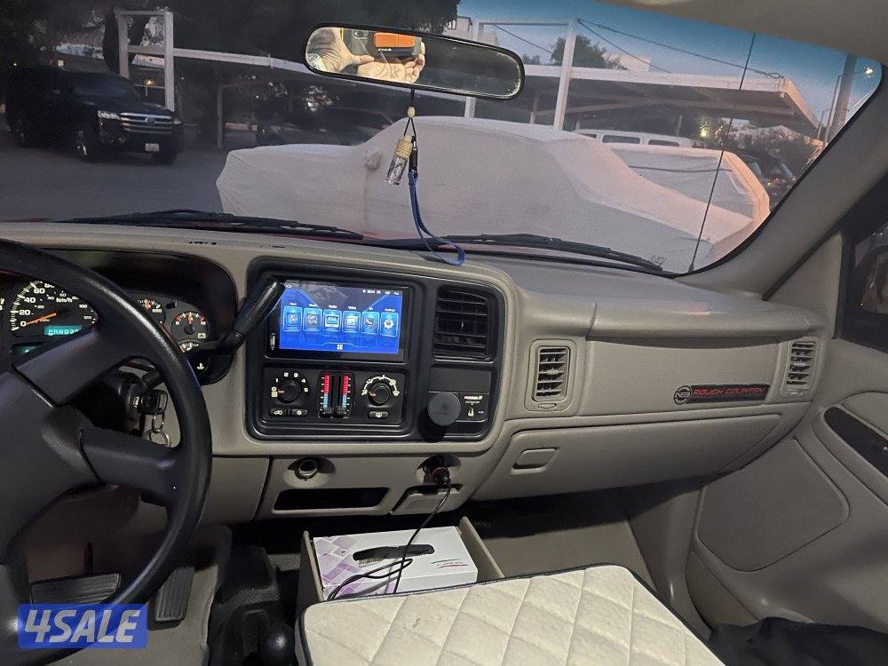 سييرا ٢٠٠٥ ماشي فوق ٣٠٠٠٠كيلو  مكينه و قير نظيف جدا  يوجد اصباغ2