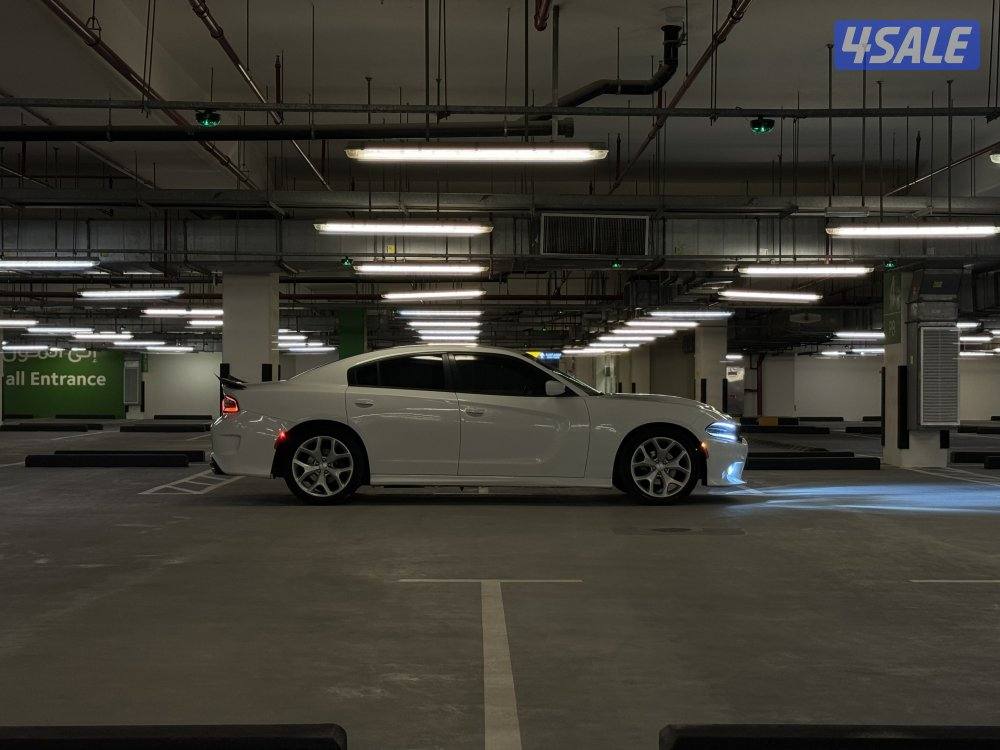 للبيع دوج شارجر مديل 2015 محول هلكات شرط الفحص قير مكينة شاصي 6 سلندر1