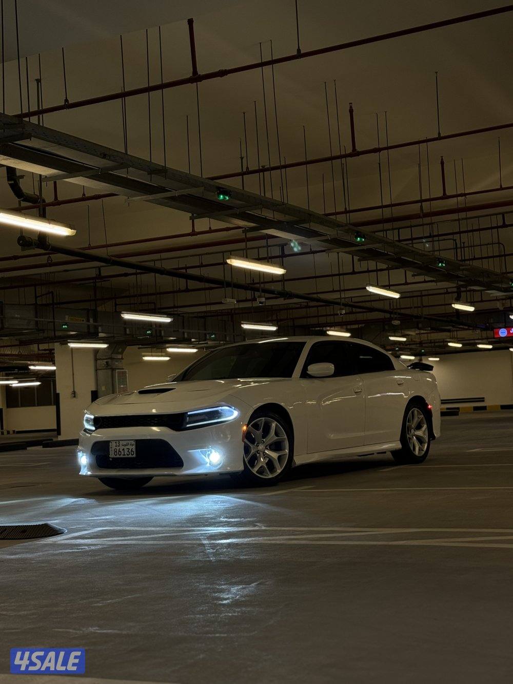 للبيع دوج شارجر مديل 2015 محول هلكات شرط الفحص قير مكينة شاصي 6 سلندر2