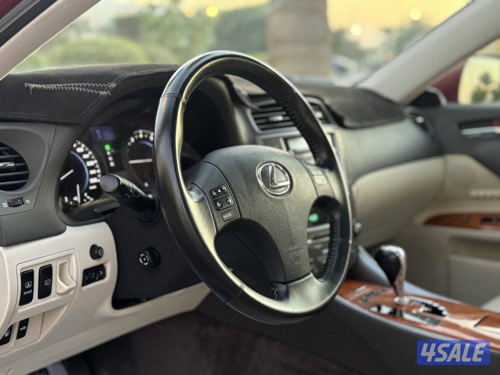 لكزس IS300 موديل 2009 وارد الوكاله بحاله ممتازه13