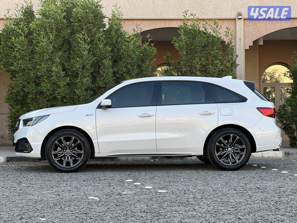 اكيورا MDX موديل 2020 بحالة الوكالة4