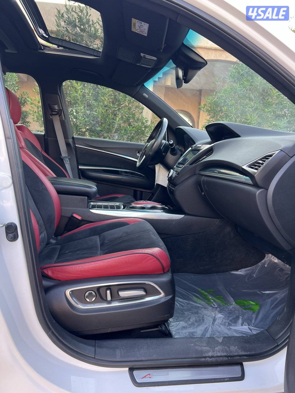 اكيورا MDX موديل 2020 بحالة الوكالة13