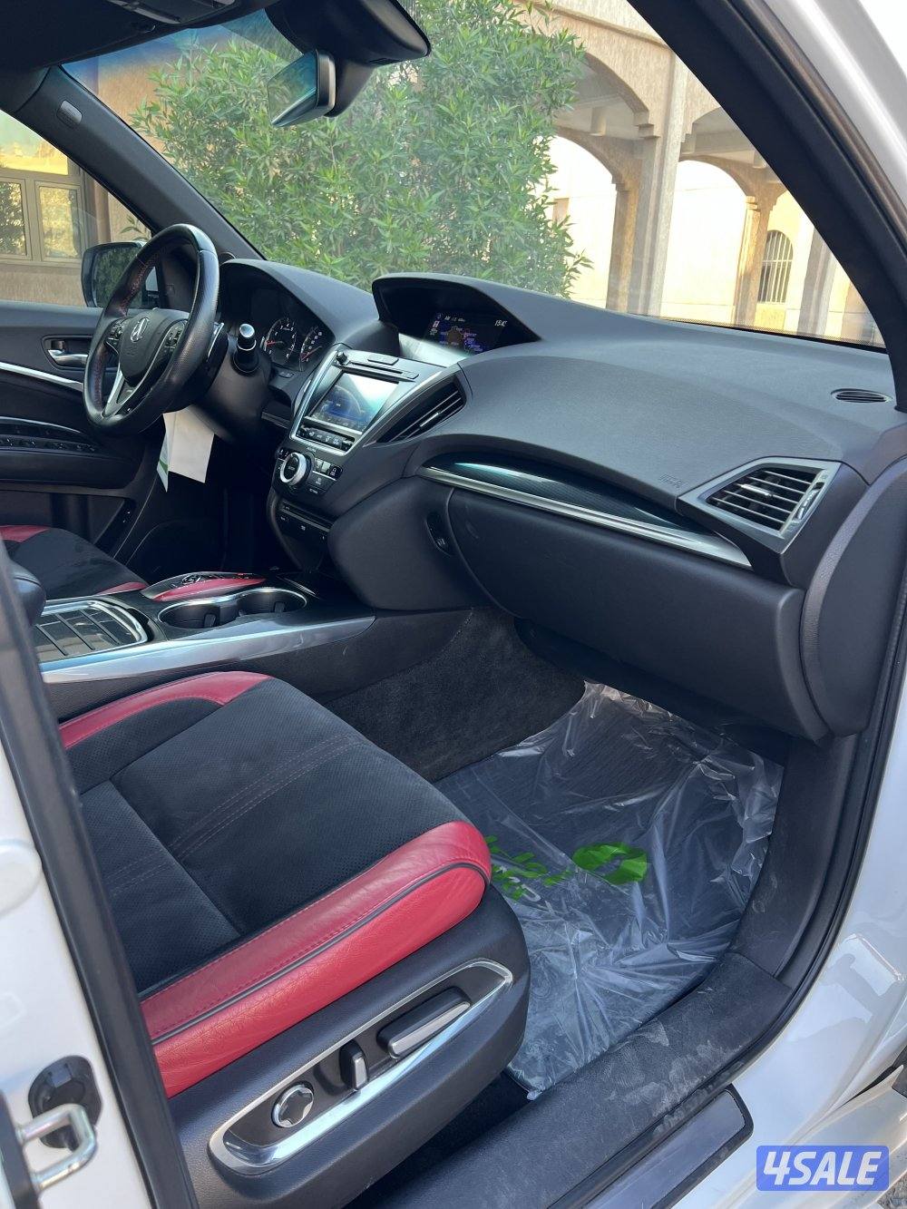 اكيورا MDX موديل 2020 بحالة الوكالة14