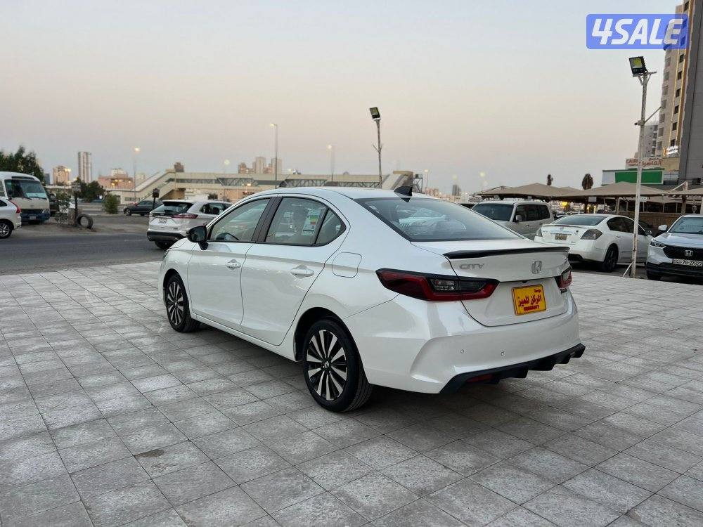 هوندا سيتي 2024 ماشي 7 تالاف بحالة الوكاله صبغ الوكاله شرط الفحص7