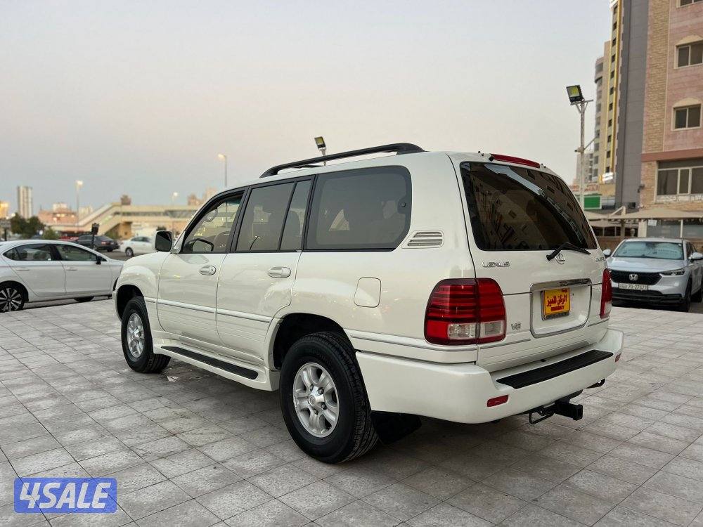 لكزس 2002 LX بحاله ممتازه صبغ الوكاله كامل المواصفات شرط الفحص7