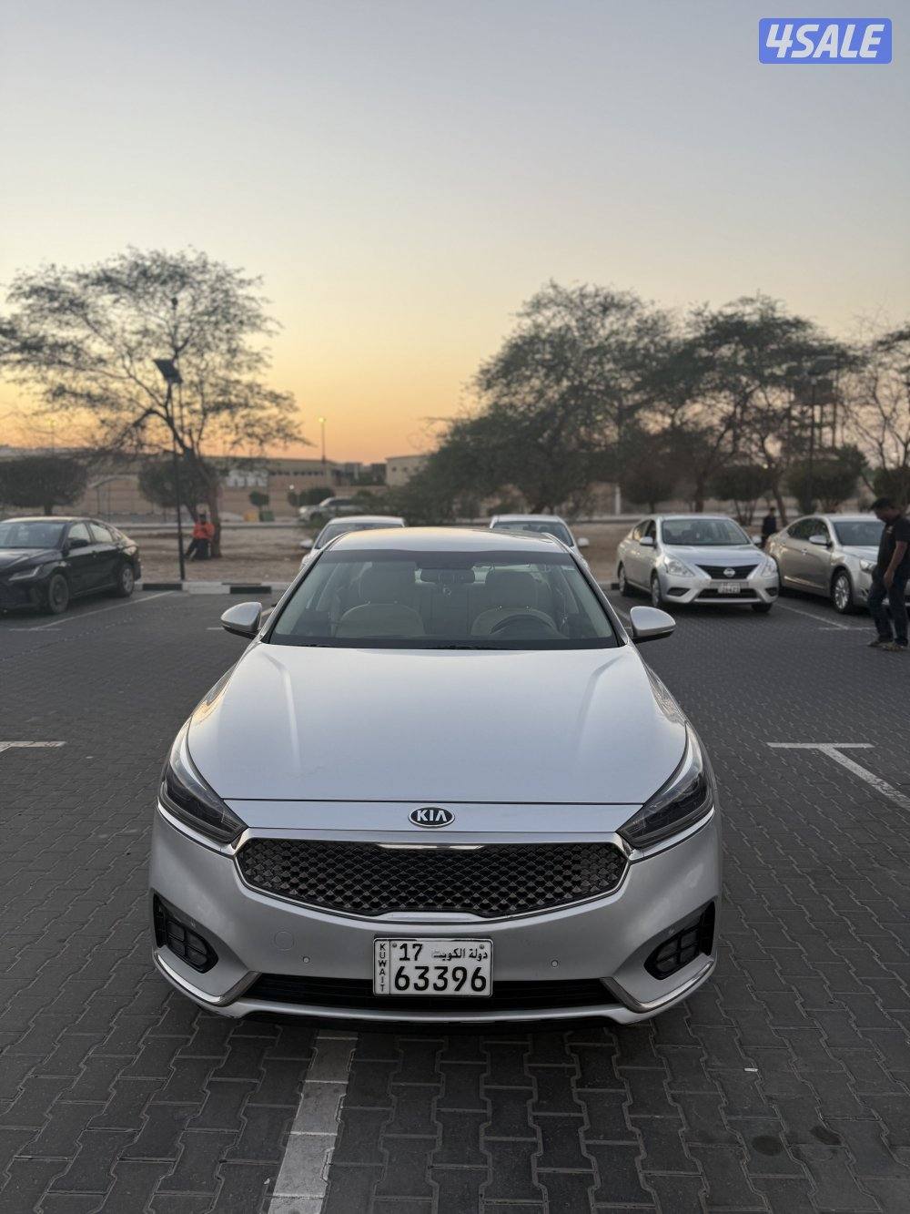 كيا كادينزا1