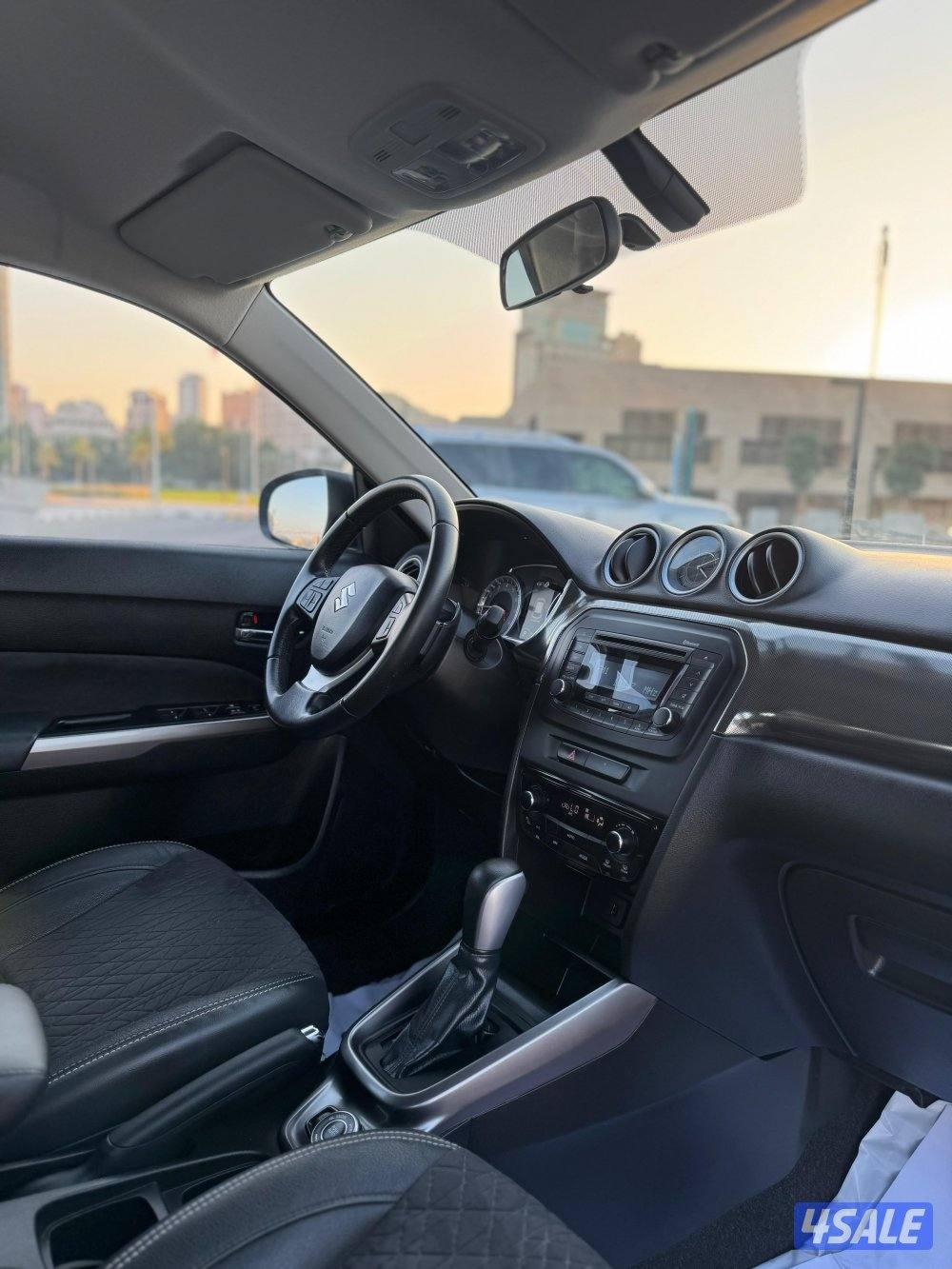 للبيع سوزوكي فيتارا 
موديل 2023
عداد 30 الف 
1600 سي سي 
سيرفس منتظم7