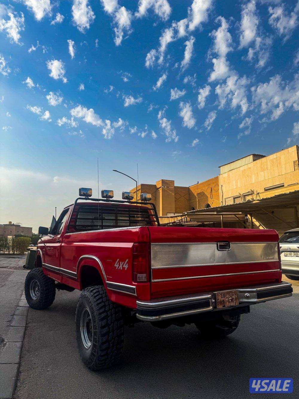 للبيع او للبدل فورد f350 custom2