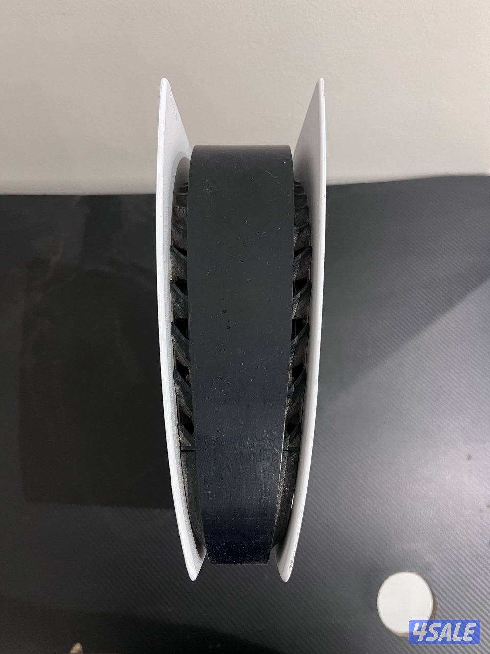 بلايستيشن فايف للبيع مستعمل للتواصل واتساب و اتصال0