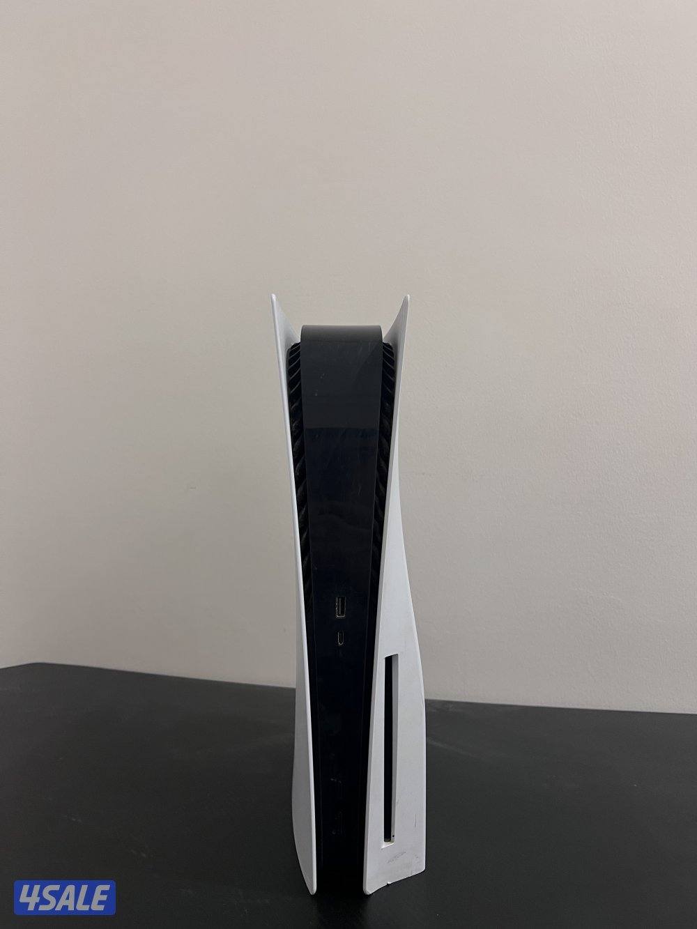 بلايستيشن فايف للبيع مستعمل للتواصل واتساب و اتصال3