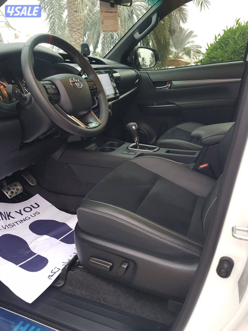 للبيع تويوتا هايلكس GR موديل 2024 عداد 10 📍صبغ وكاااالة 📍8
