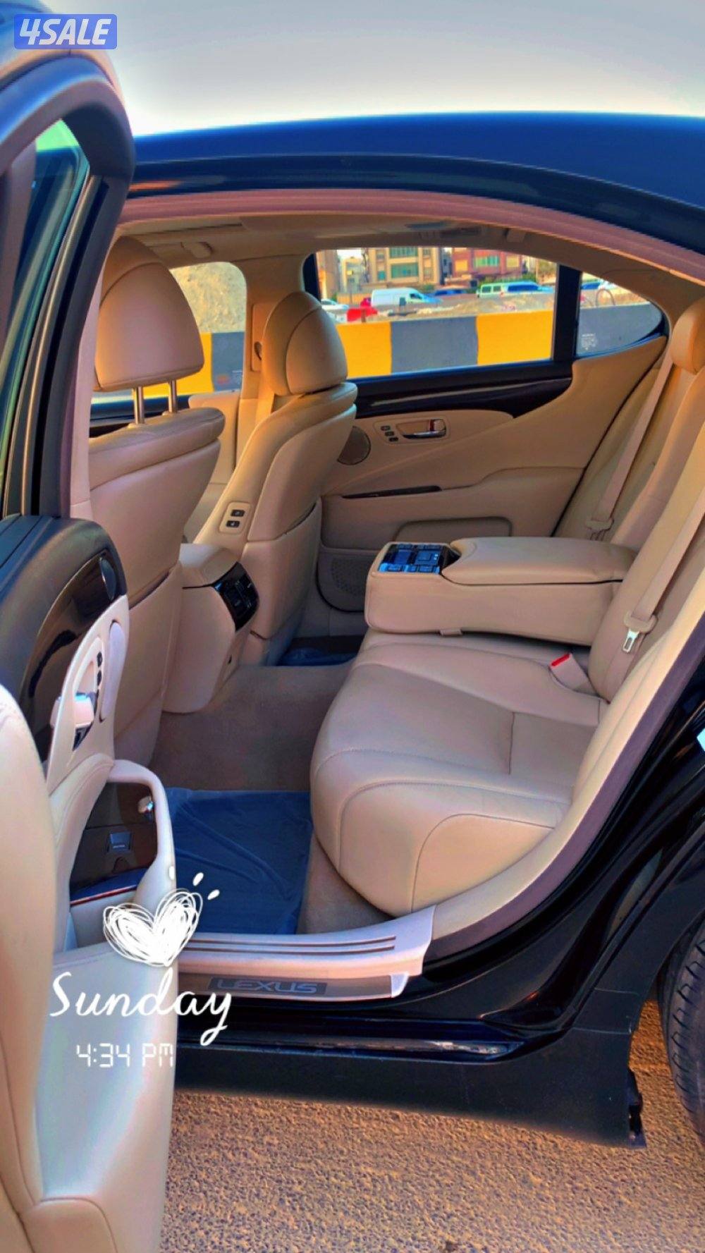 SAL CAR  LEXUS  LS 460  km2362