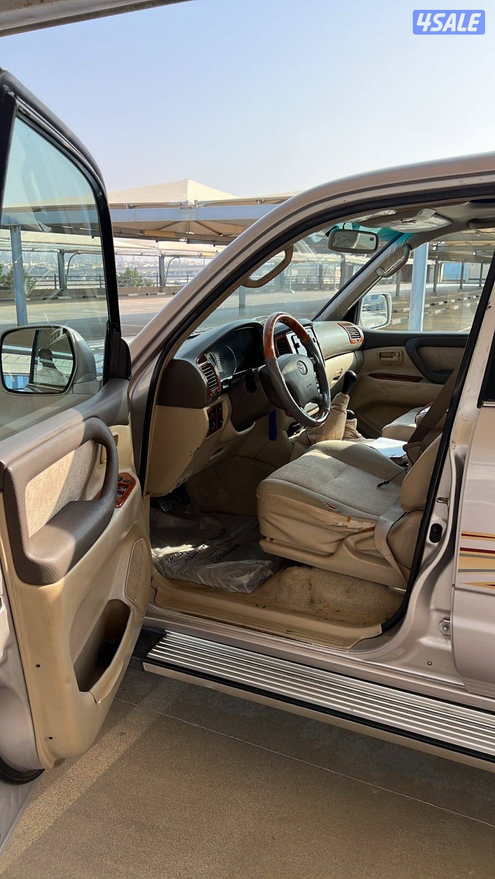 لاندكروزر 2004 قير عادي4