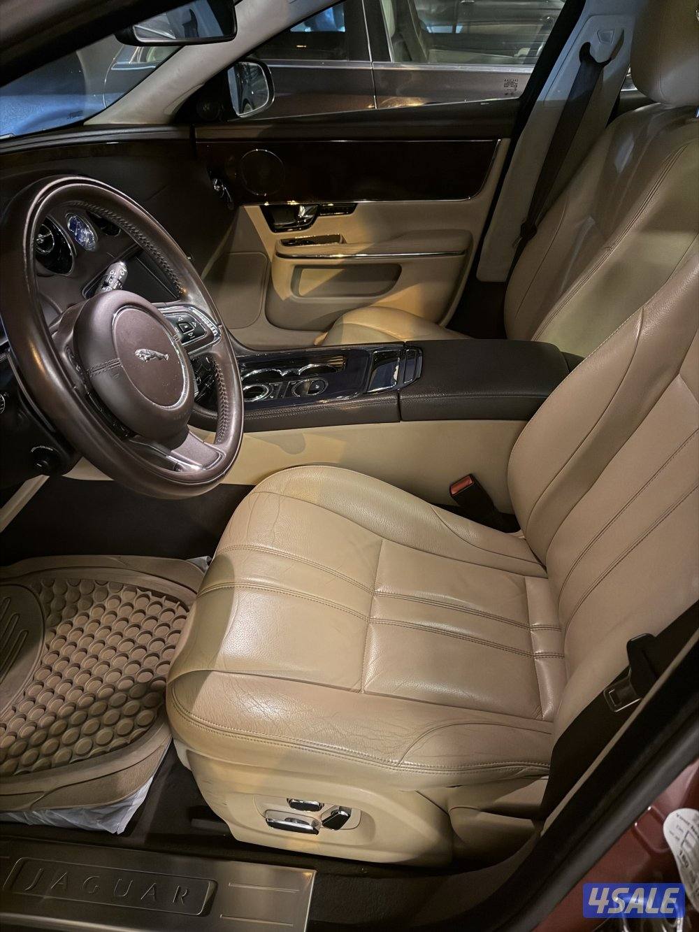 للبيع  جاكور XJL  ٦ سلندر موديل ٢٠١١5