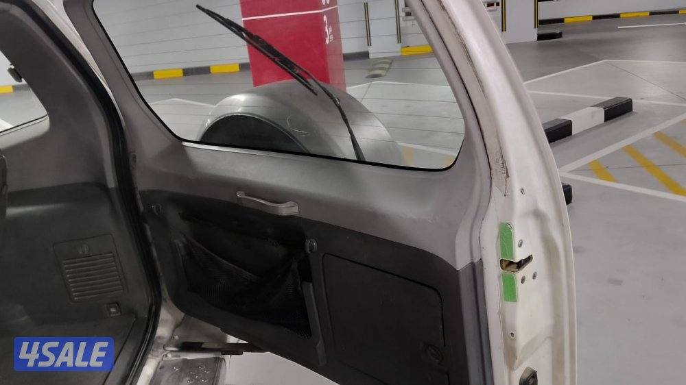 باجيرو ربع بحاله جيده ٢٠٠٢2