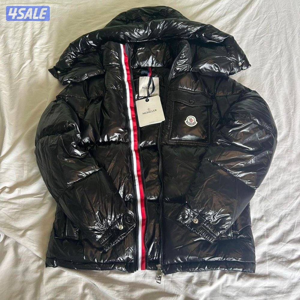 Moncler Montbeliard Down Puffer Jacket0
