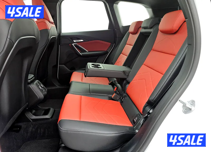 BMW X1 xDrive 20i M Sport Pack10