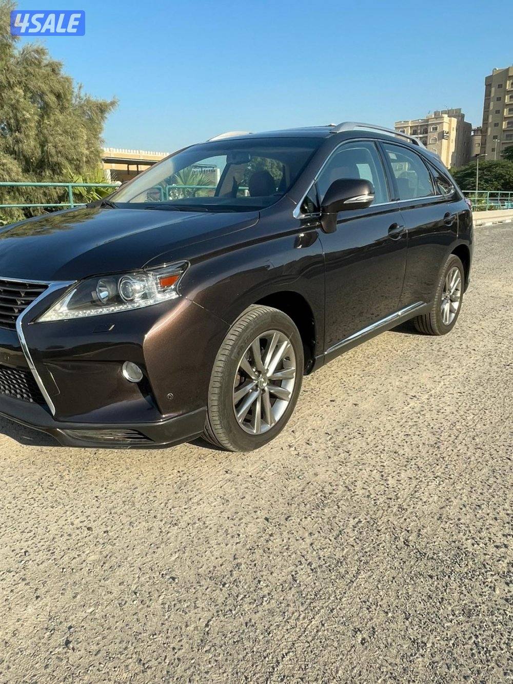 لكزس للبيع1