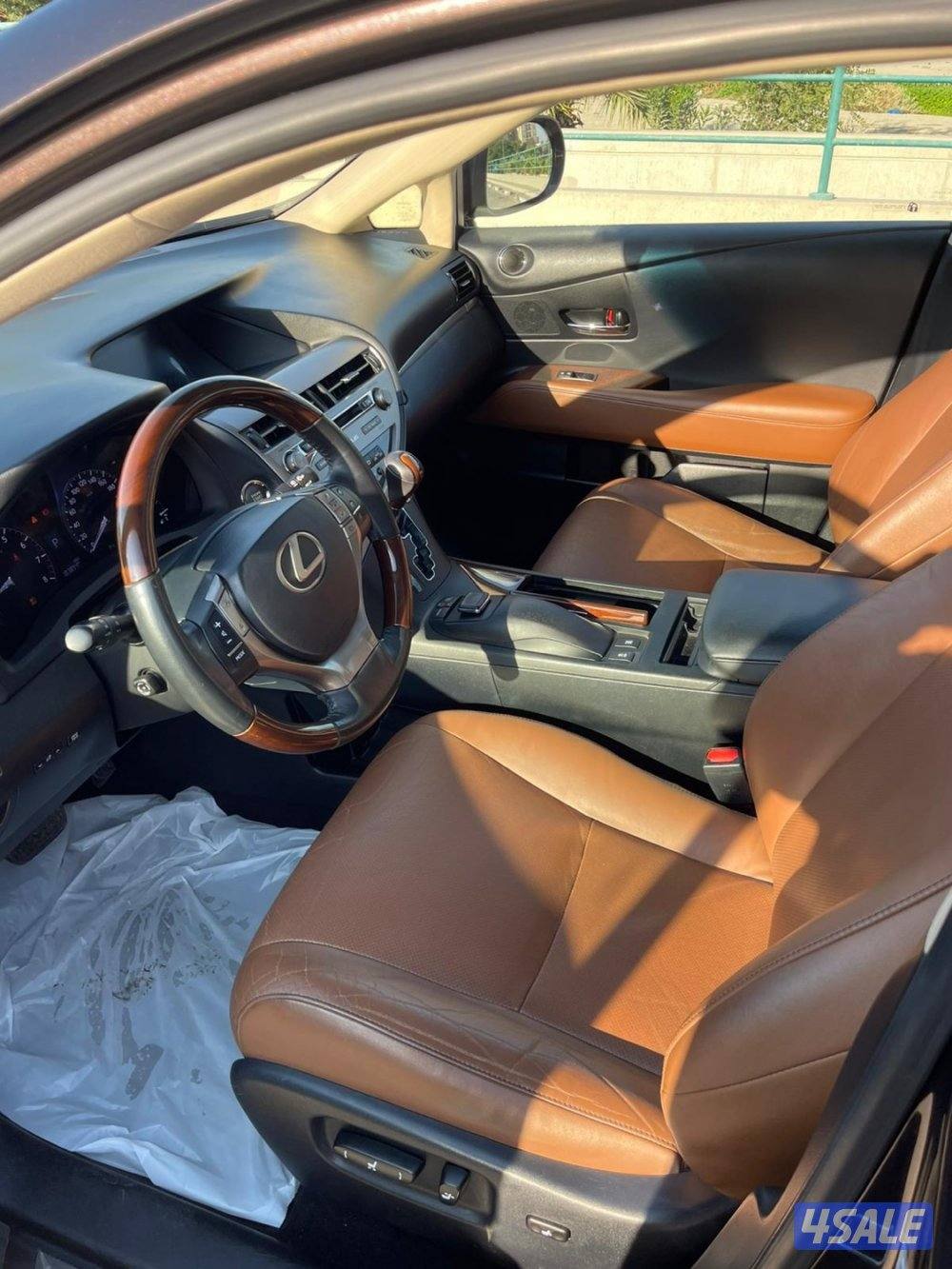 لكزس للبيع3