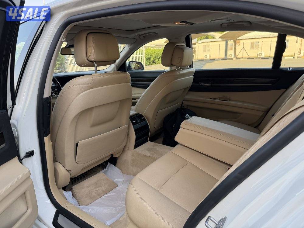 بي ام 730 موديل 20144