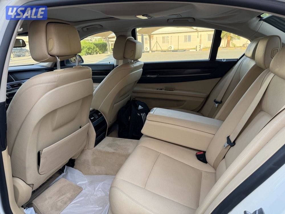 بي ام 730 موديل 20147