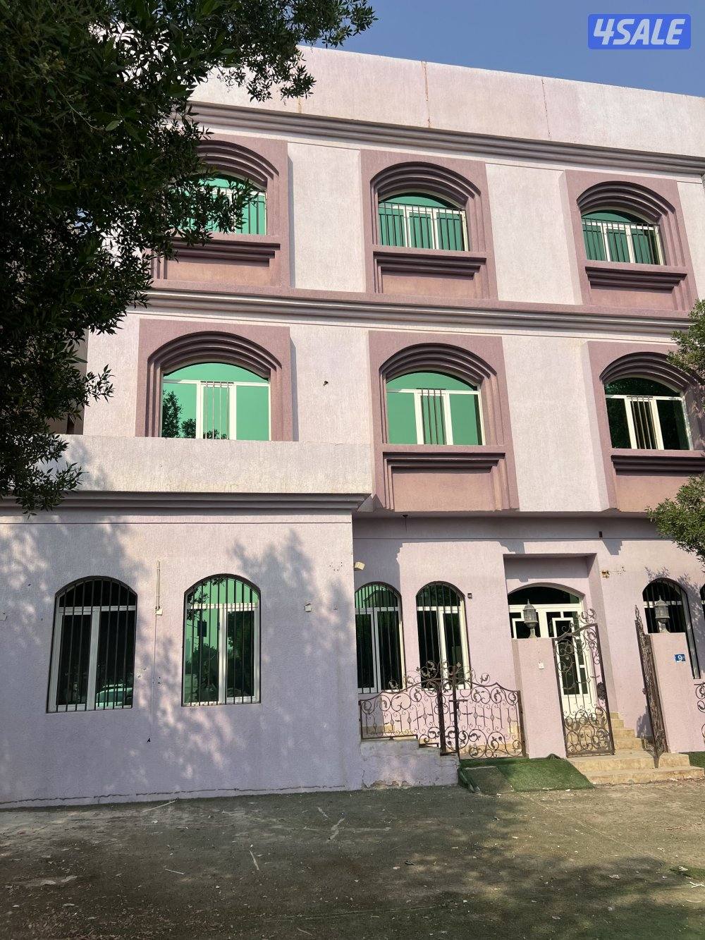 للبيع قسيمه فى المنقف بطن وظهر7