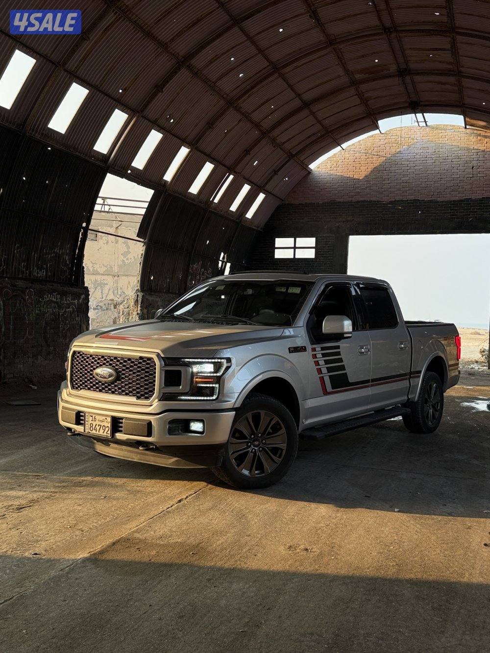 للبيع فورد f150 Lariat sport فل اوبشن صبغ الوكاله0
