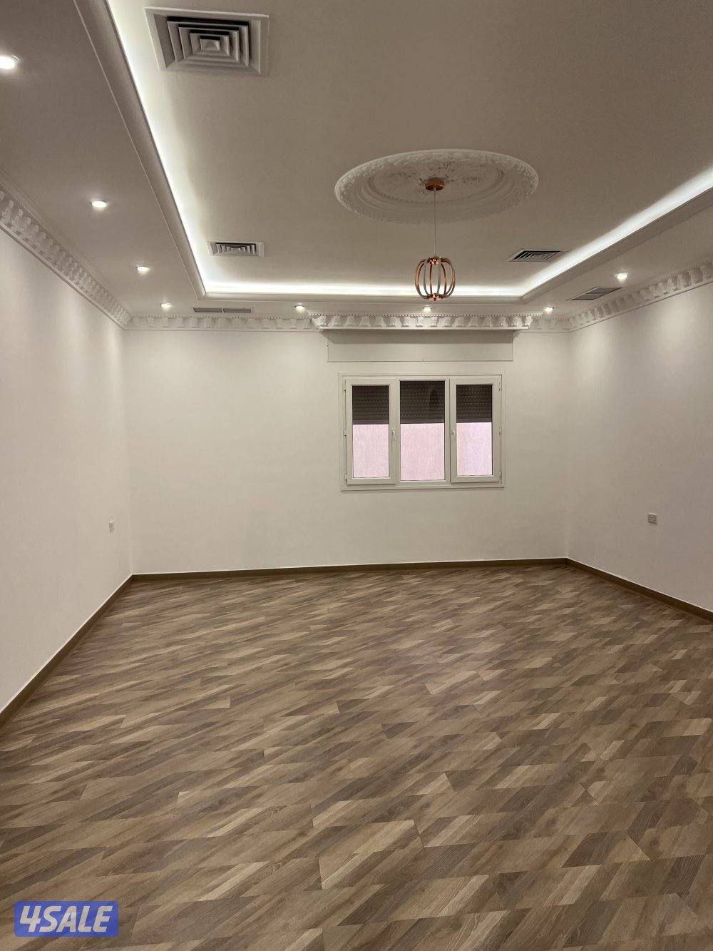 للأيجار ببوفطيرة دور أول 5 غرف1