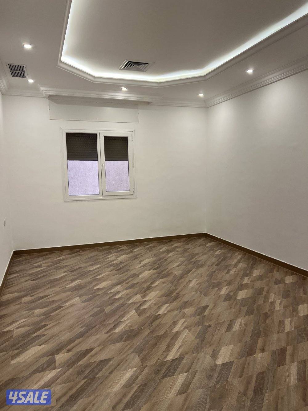 للأيجار ببوفطيرة دور أول 5 غرف7