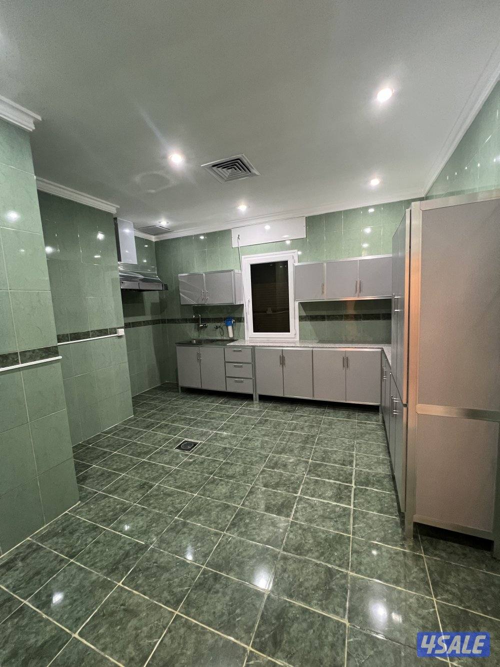 للأيجار ببوفطيرة دور أول 5 غرف10