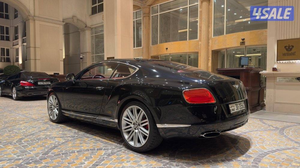 بنتلي Speed/ موديل 2014/ جلد أحمر بالكامل/ اعلاا فئة13