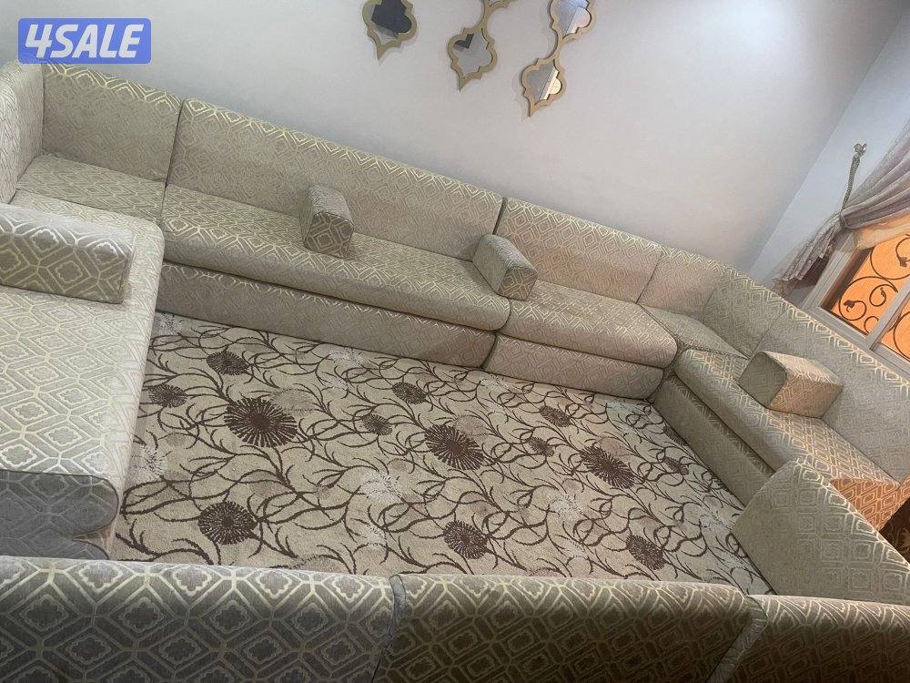 للبيع كنب مع مساند اسعمال خفبف0