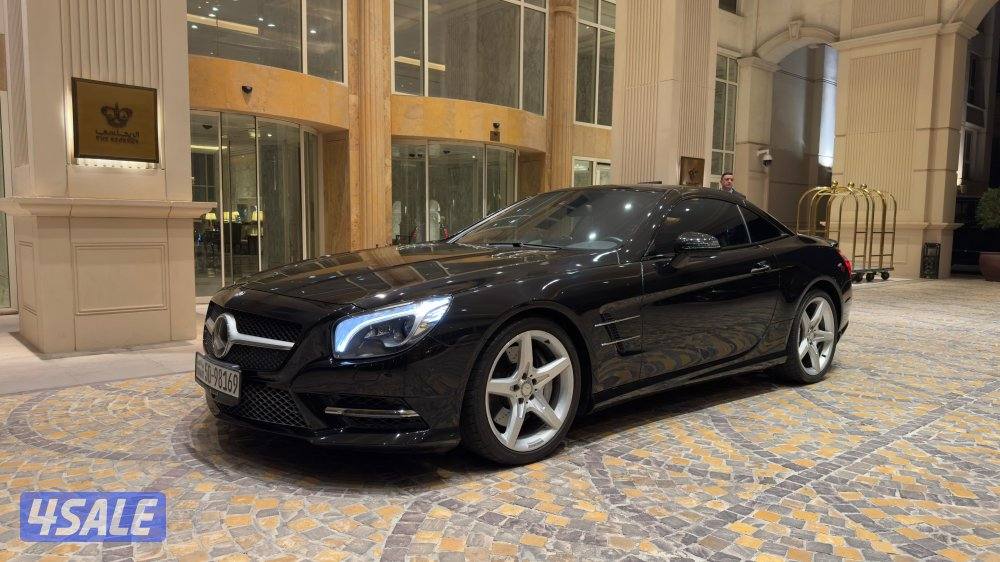 مرسيدس SL 350/ موديل 2015/ عداد 41 ألف/ سقف بنوراما/ كت AMG1