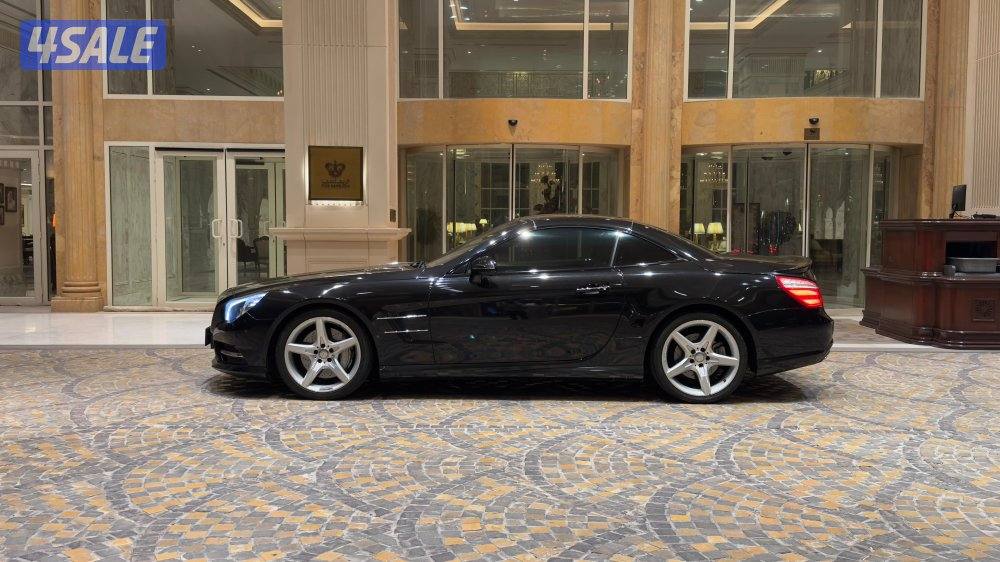 مرسيدس SL 350/ موديل 2015/ عداد 41 ألف/ سقف بنوراما/ كت AMG2