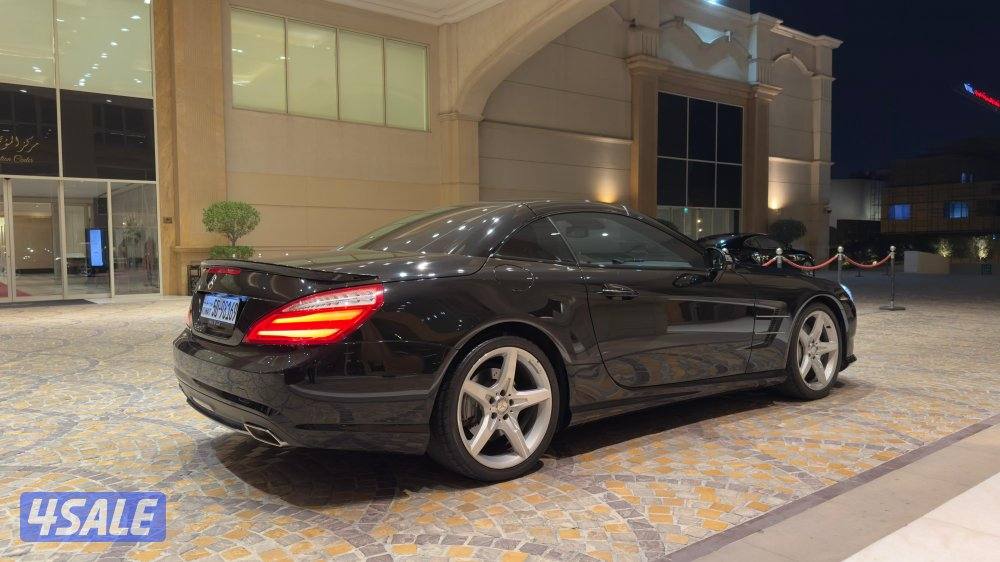 مرسيدس SL 350/ موديل 2015/ عداد 41 ألف/ سقف بنوراما/ كت AMG4