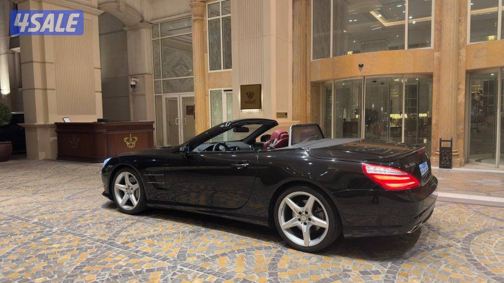 مرسيدس SL 350/ موديل 2015/ عداد 41 ألف/ سقف بنوراما/ كت AMG5
