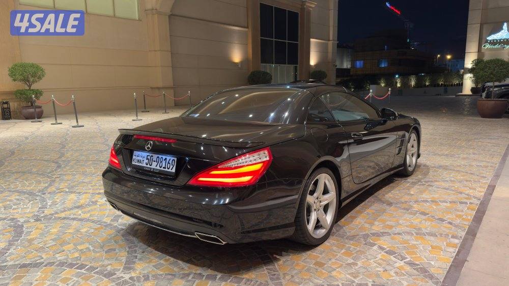 مرسيدس SL 350/ موديل 2015/ عداد 41 ألف/ سقف بنوراما/ كت AMG11