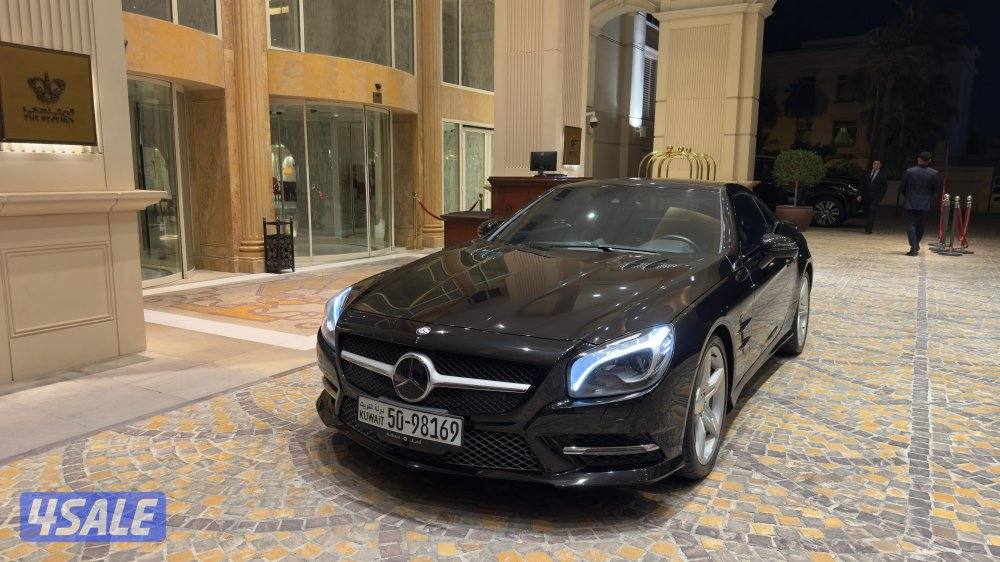 مرسيدس SL 350/ موديل 2015/ عداد 41 ألف/ سقف بنوراما/ كت AMG12