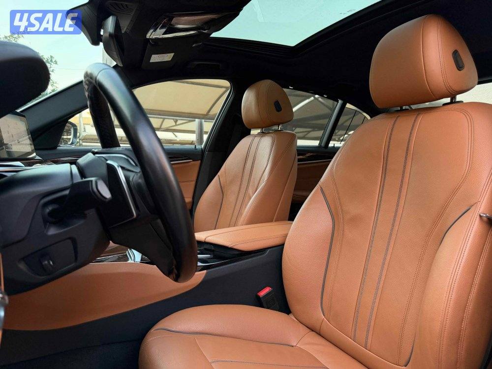 للبيع BMW530i موديل 2019 وارد الغانم6