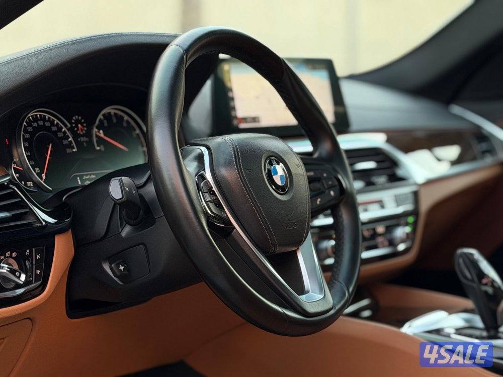 للبيع BMW530i موديل 2019 وارد الغانم7