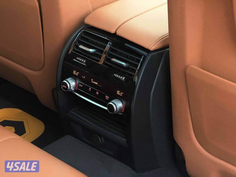 للبيع BMW530i موديل 2019 وارد الغانم13