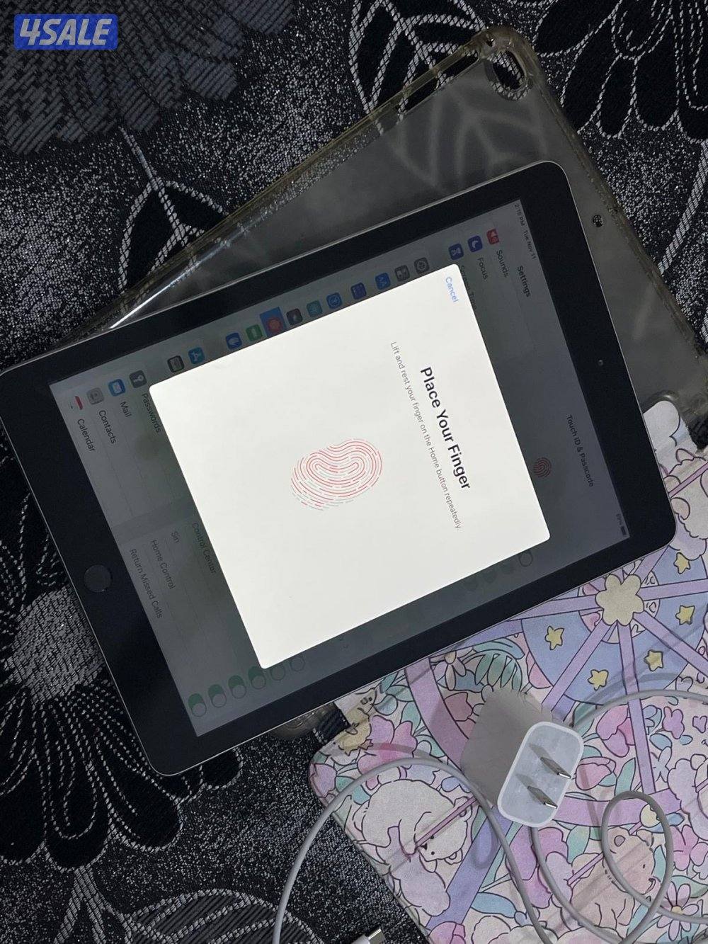 ايباد ابل 5 الخامس 128 مع الاغراض كامله كفر وشحن ابل اصلي2