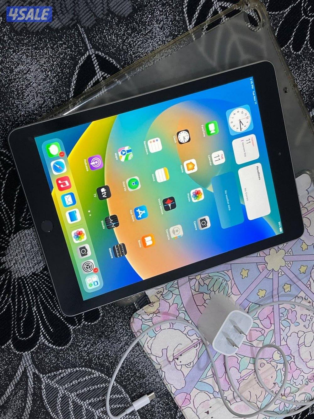 ايباد ابل 5 الخامس 128 مع الاغراض كامله كفر وشحن ابل اصلي4