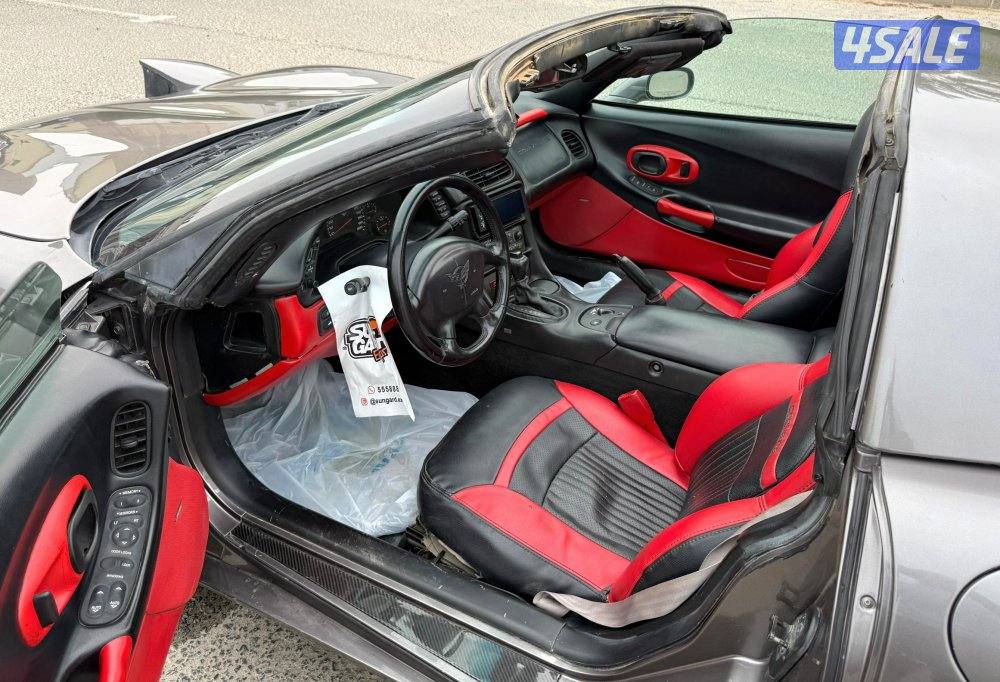 بحالة ممتازة كورفت C5 قير اتوماتيك موديل 1999 ماشي 190 الف كم  8 سلندر10