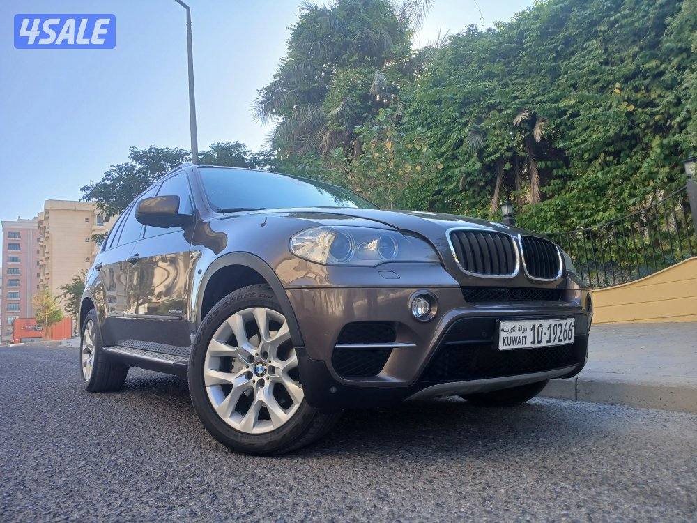 بي إم دبليو X5 موديل 2011 ٦سلندر وارد وكالة6